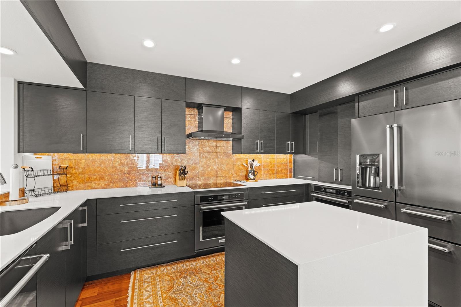 Image 18 of 47 For 26 Tidy Island Boulevard