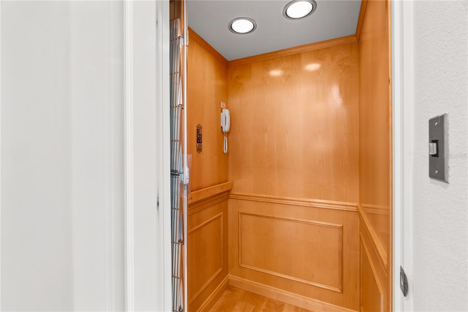 Image 34 of 47 For 26 Tidy Island Boulevard