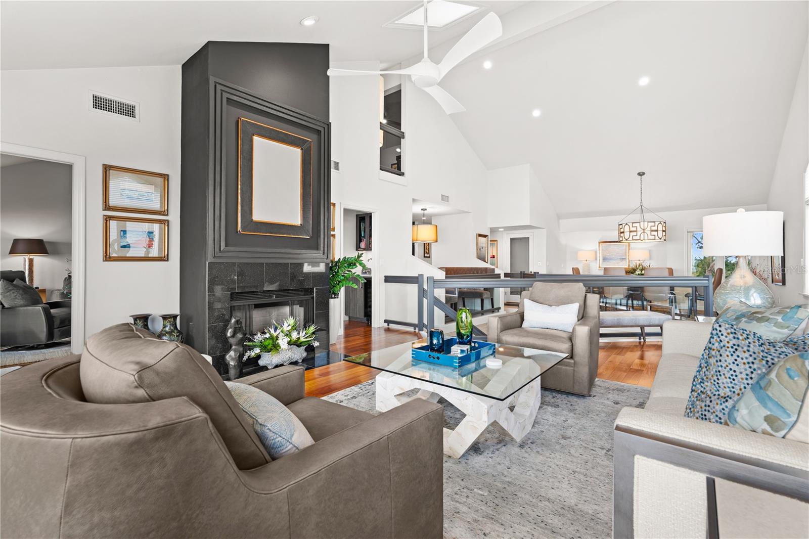 Image 7 of 47 For 26 Tidy Island Boulevard