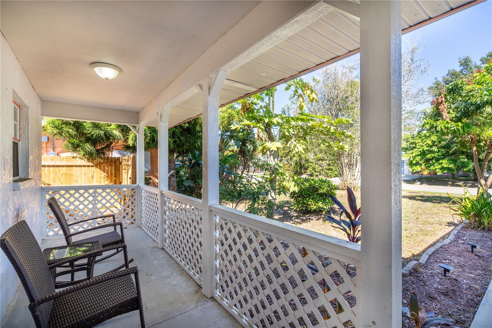 Image 24 of 26 For 2648 Nassau Street