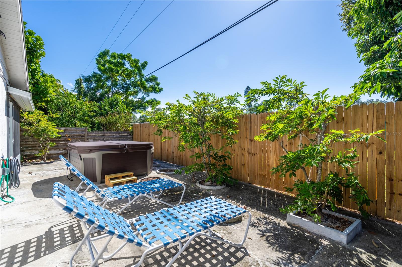 Image 25 of 26 For 2648 Nassau Street