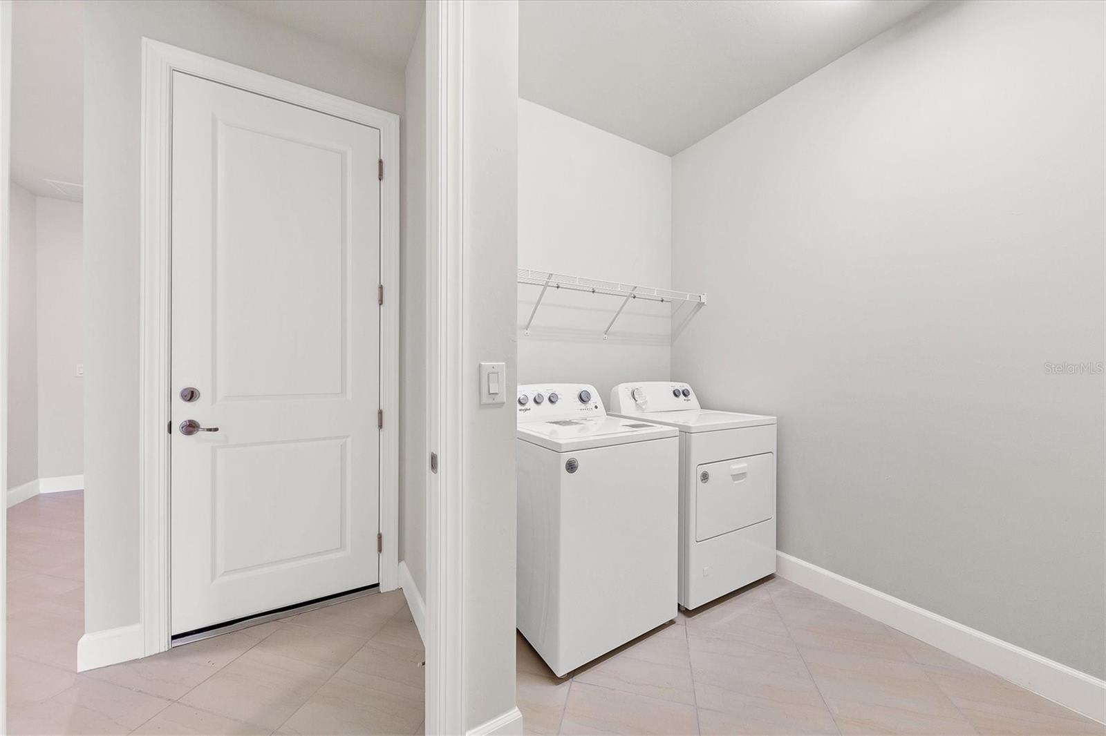 Image 19 of 46 For 3519 Harlowe Run