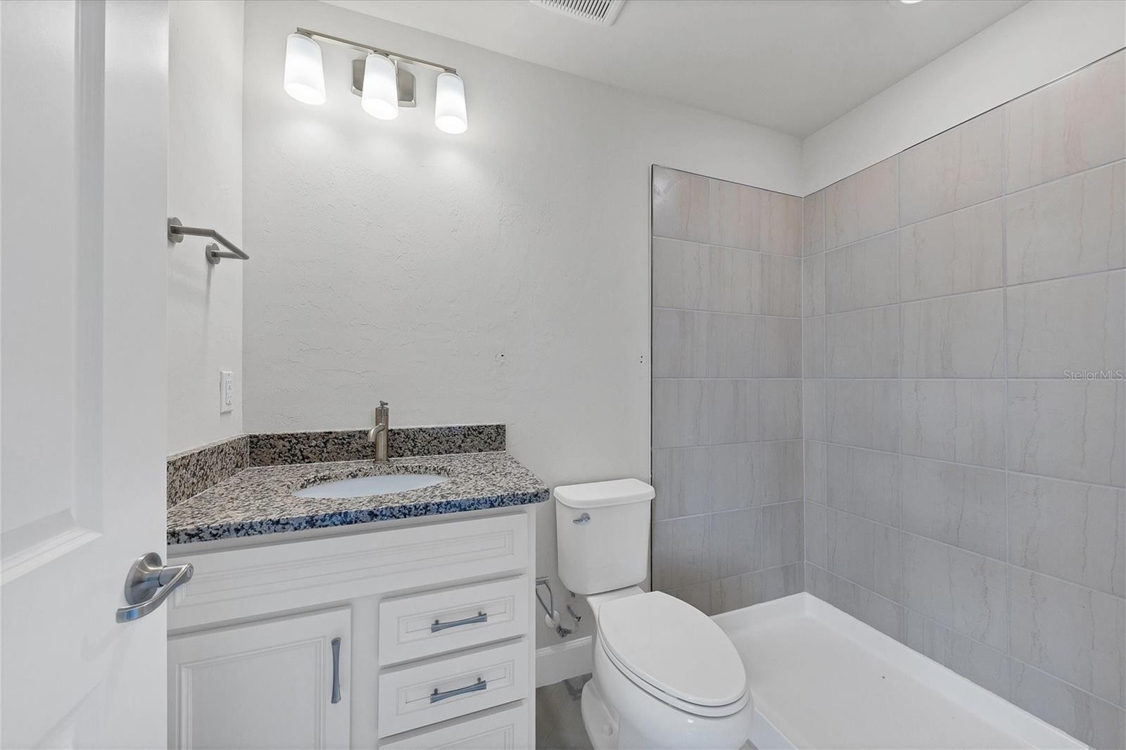 Image 25 of 46 For 3519 Harlowe Run