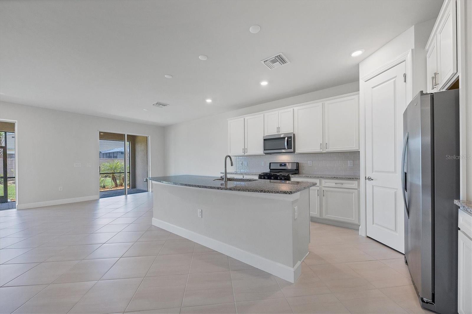 Image 5 of 46 For 3519 Harlowe Run