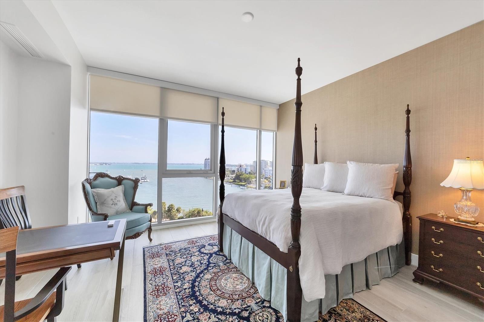 Image 17 of 41 For 1155 Gulfstream Avenue 802