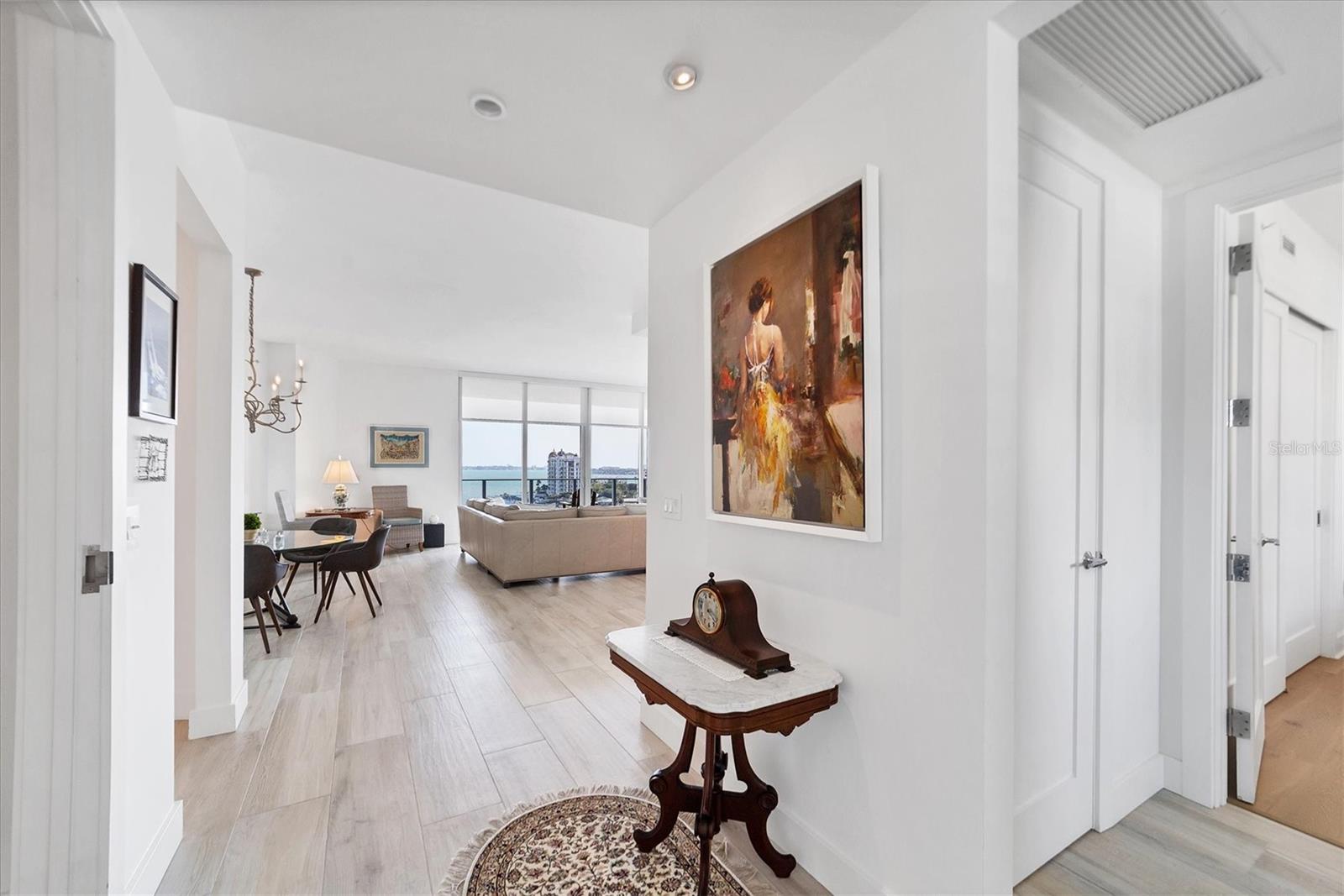 Image 4 of 41 For 1155 Gulfstream Avenue 802