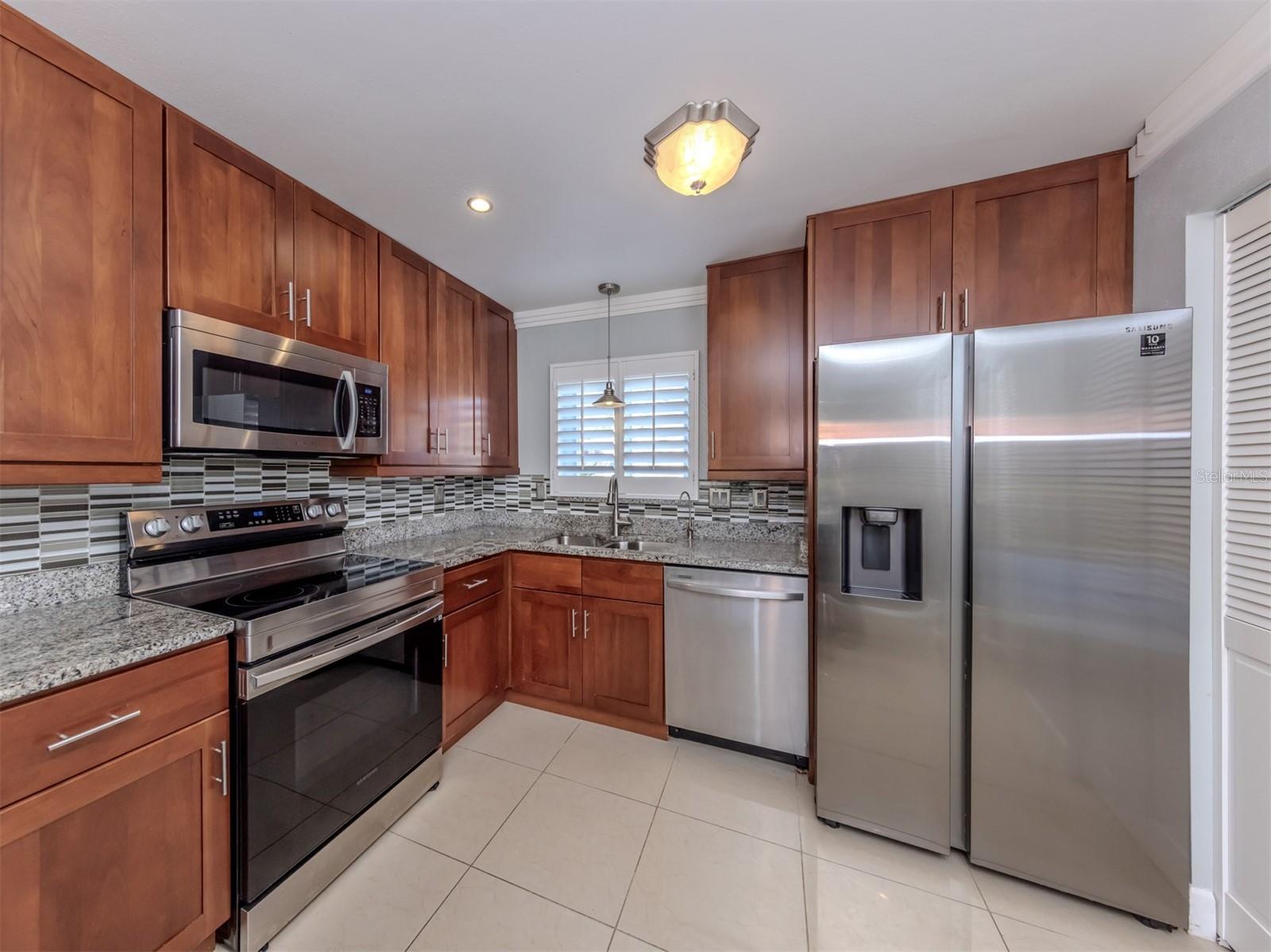 Image 14 of 63 For 2616 Hidden Lake Drive N A