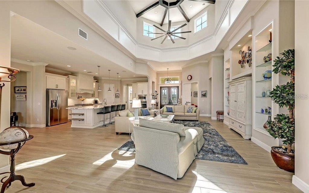 Image 17 of 96 For 14401 Masthead Drive