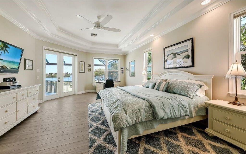 Image 26 of 96 For 14401 Masthead Drive