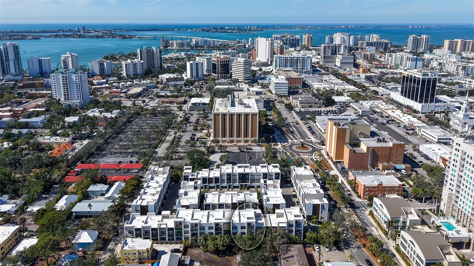 Image 47 of 48 For 211 Cosmopolitan Court 211