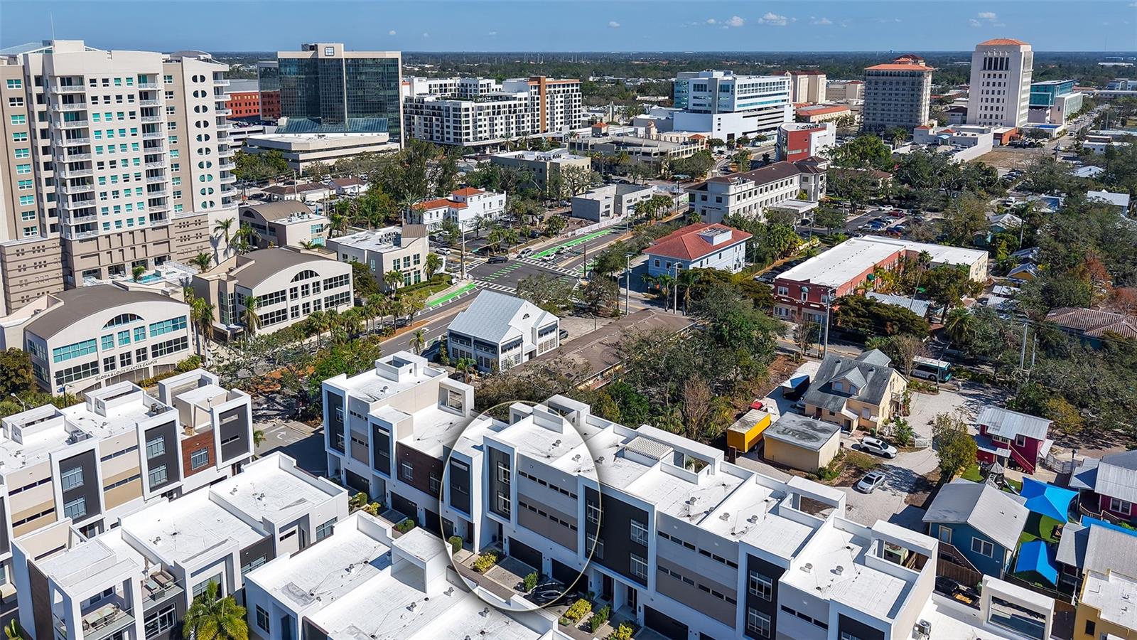 Image 48 of 48 For 211 Cosmopolitan Court 211