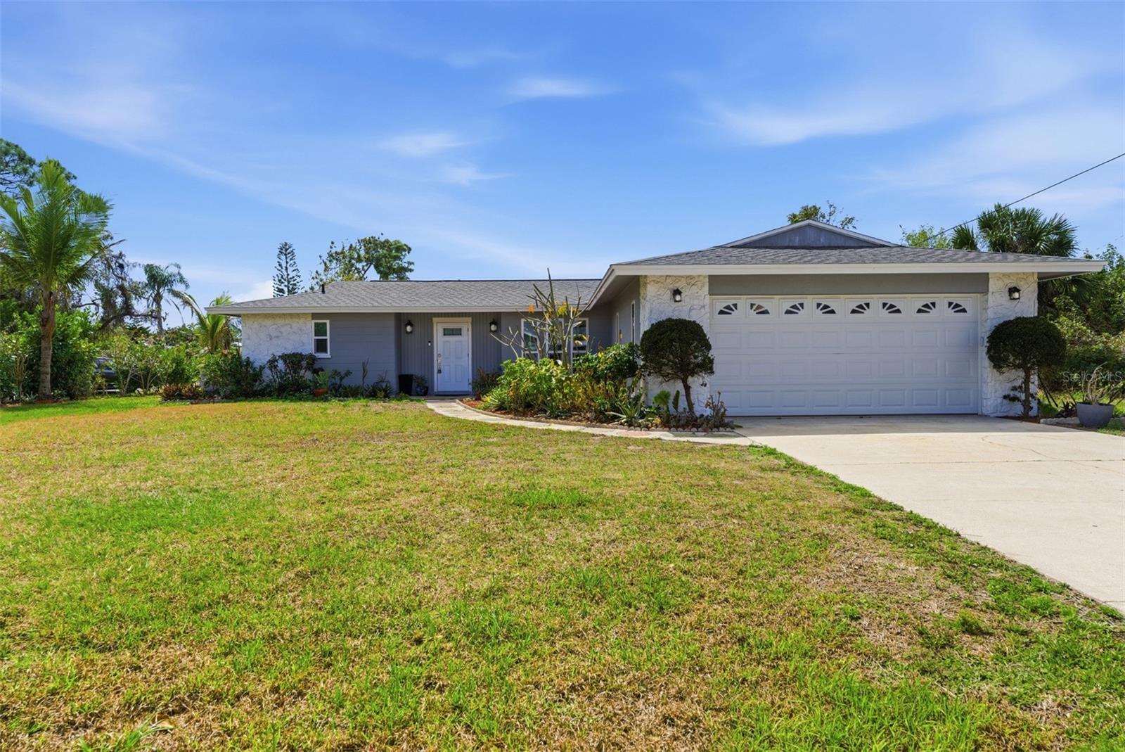 Details for 4240 Shamrock Drive, VENICE, FL 34293
