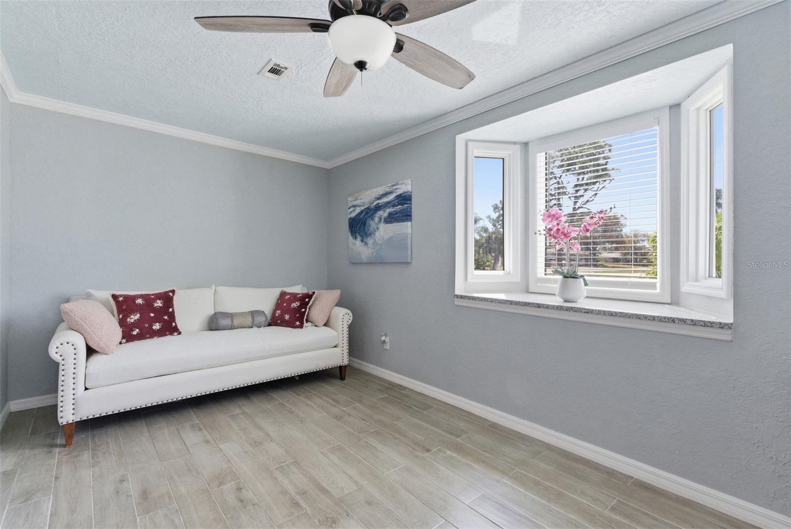 Image 17 of 52 For 4240 Shamrock Drive