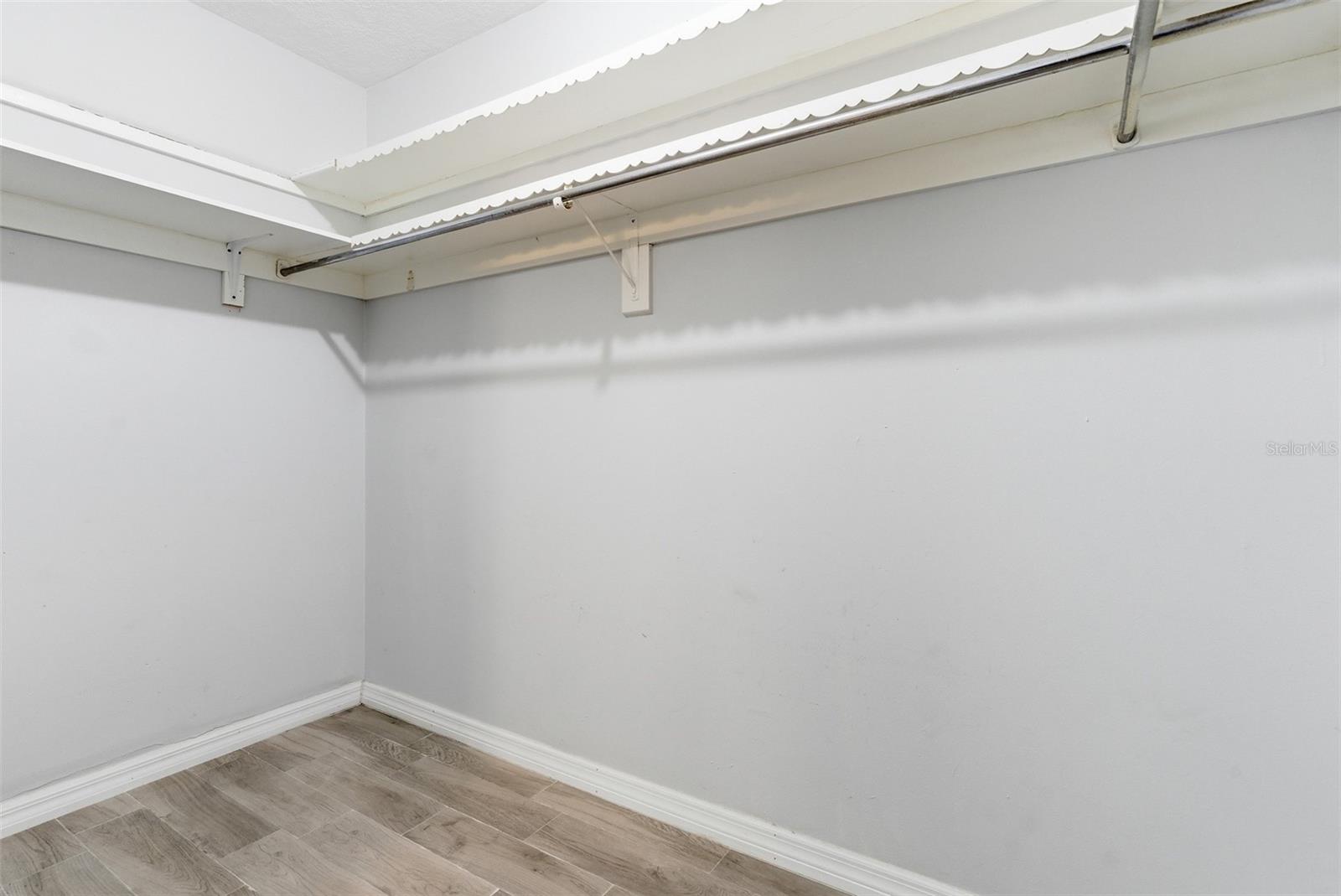 Image 24 of 52 For 4240 Shamrock Drive