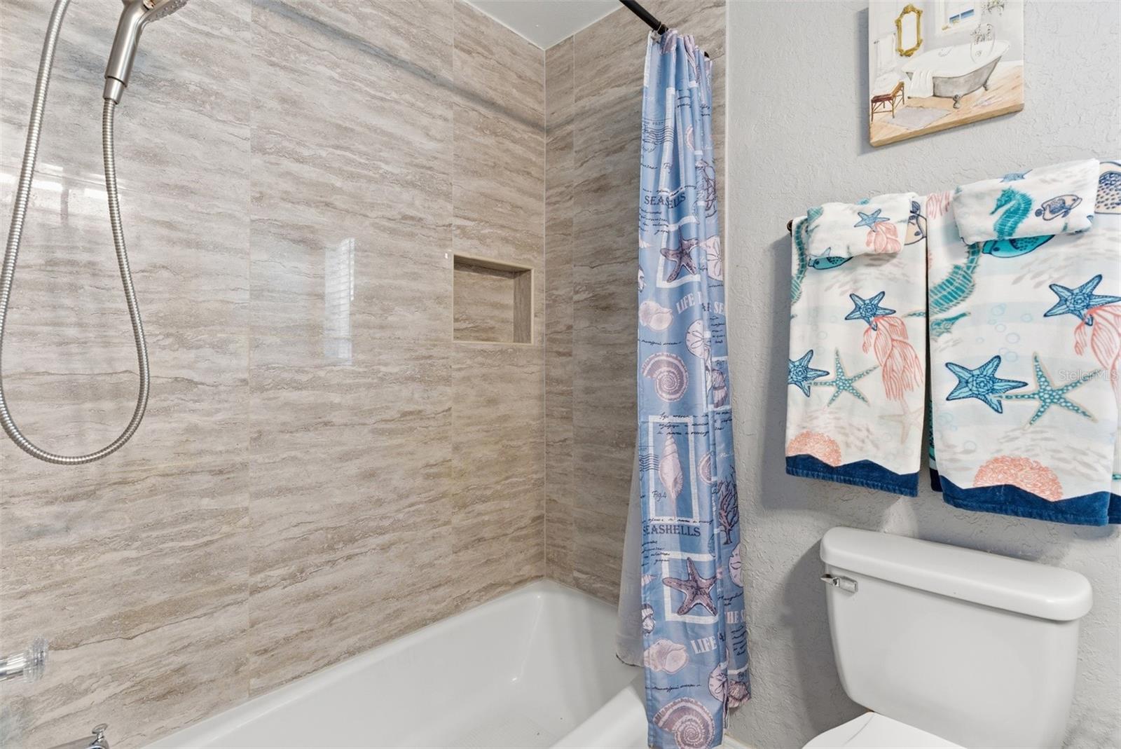 Image 27 of 52 For 4240 Shamrock Drive