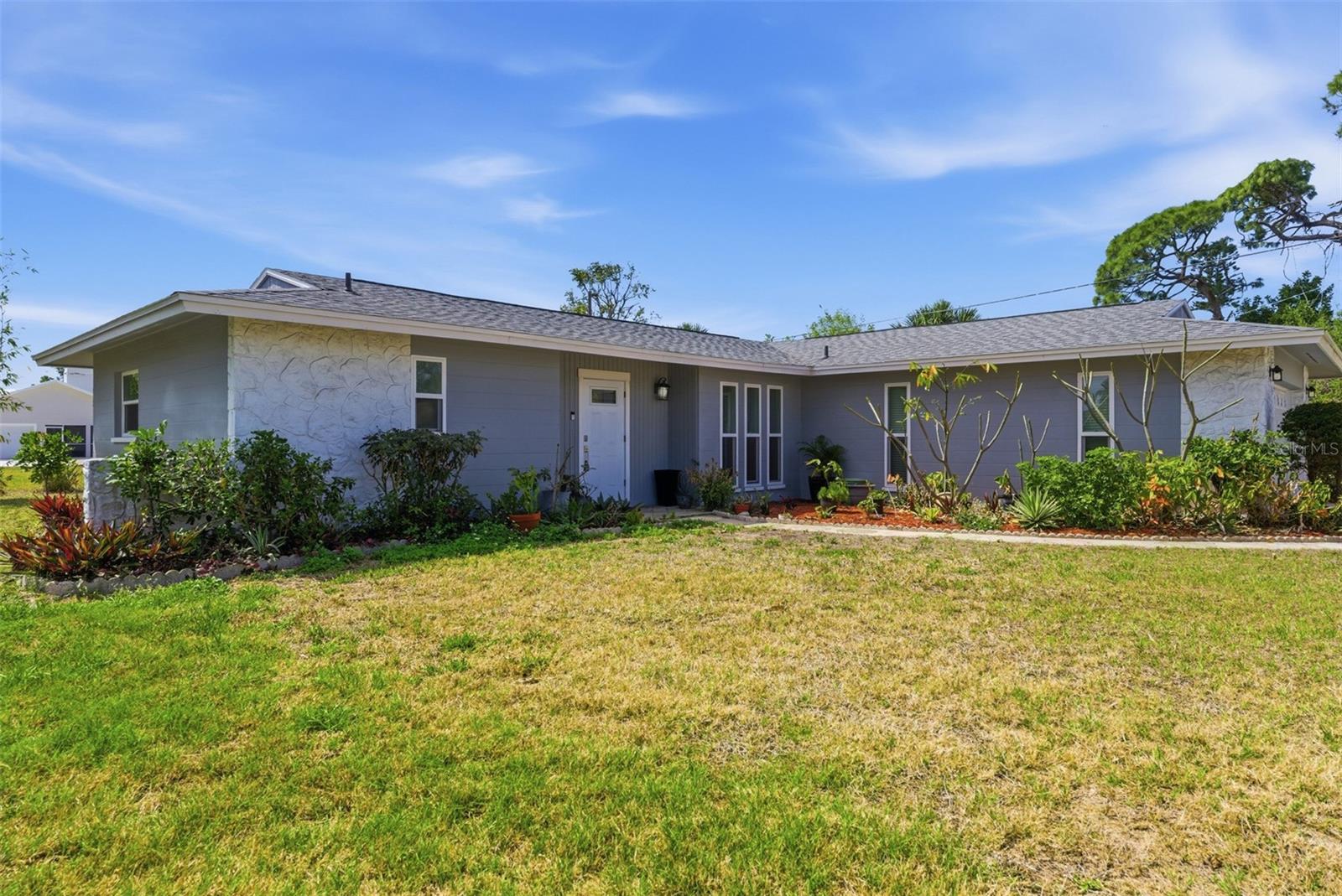 Image 33 of 52 For 4240 Shamrock Drive