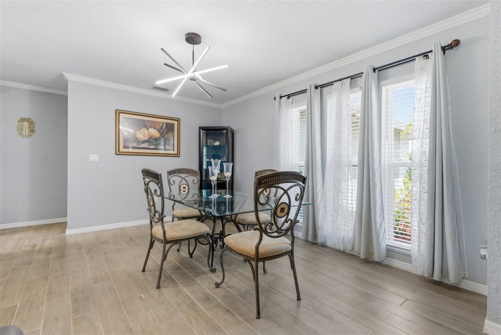 Image 4 of 52 For 4240 Shamrock Drive