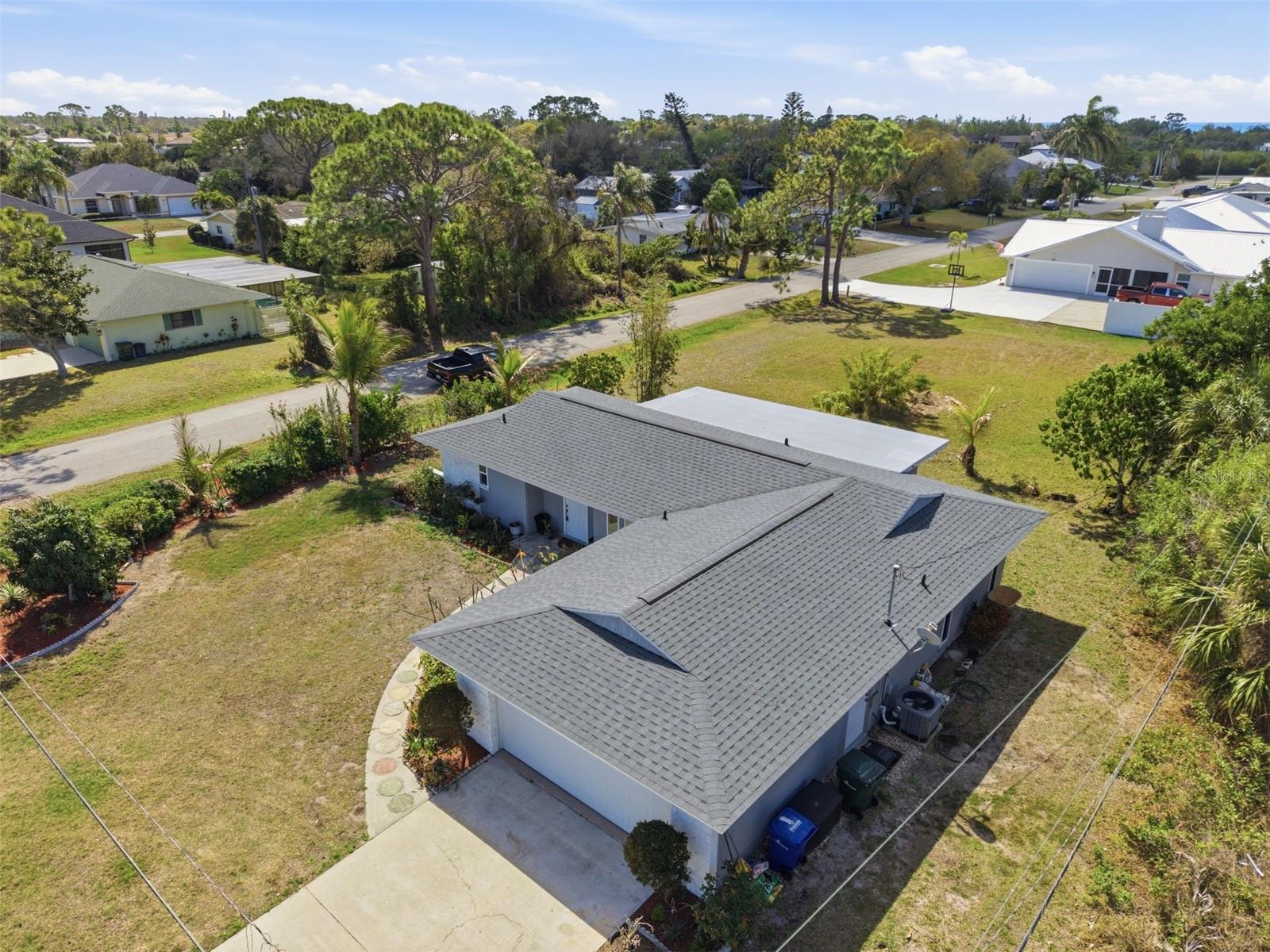 Image 43 of 52 For 4240 Shamrock Drive