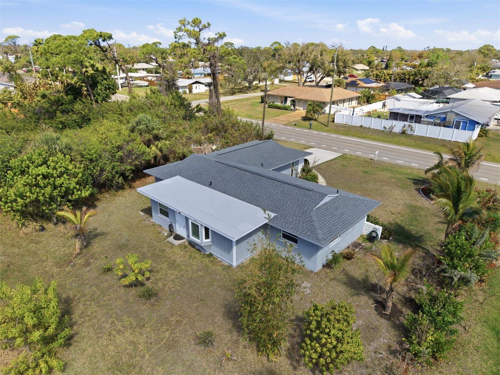 Image 44 of 52 For 4240 Shamrock Drive