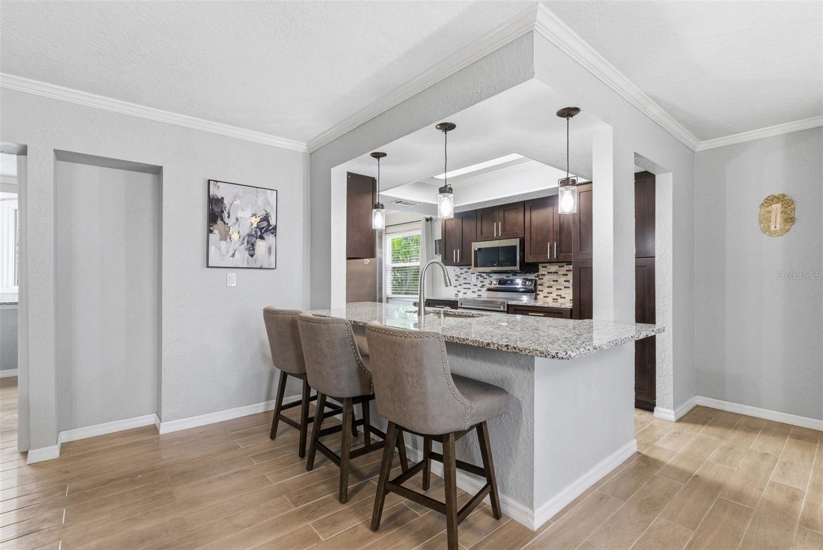 Image 9 of 52 For 4240 Shamrock Drive