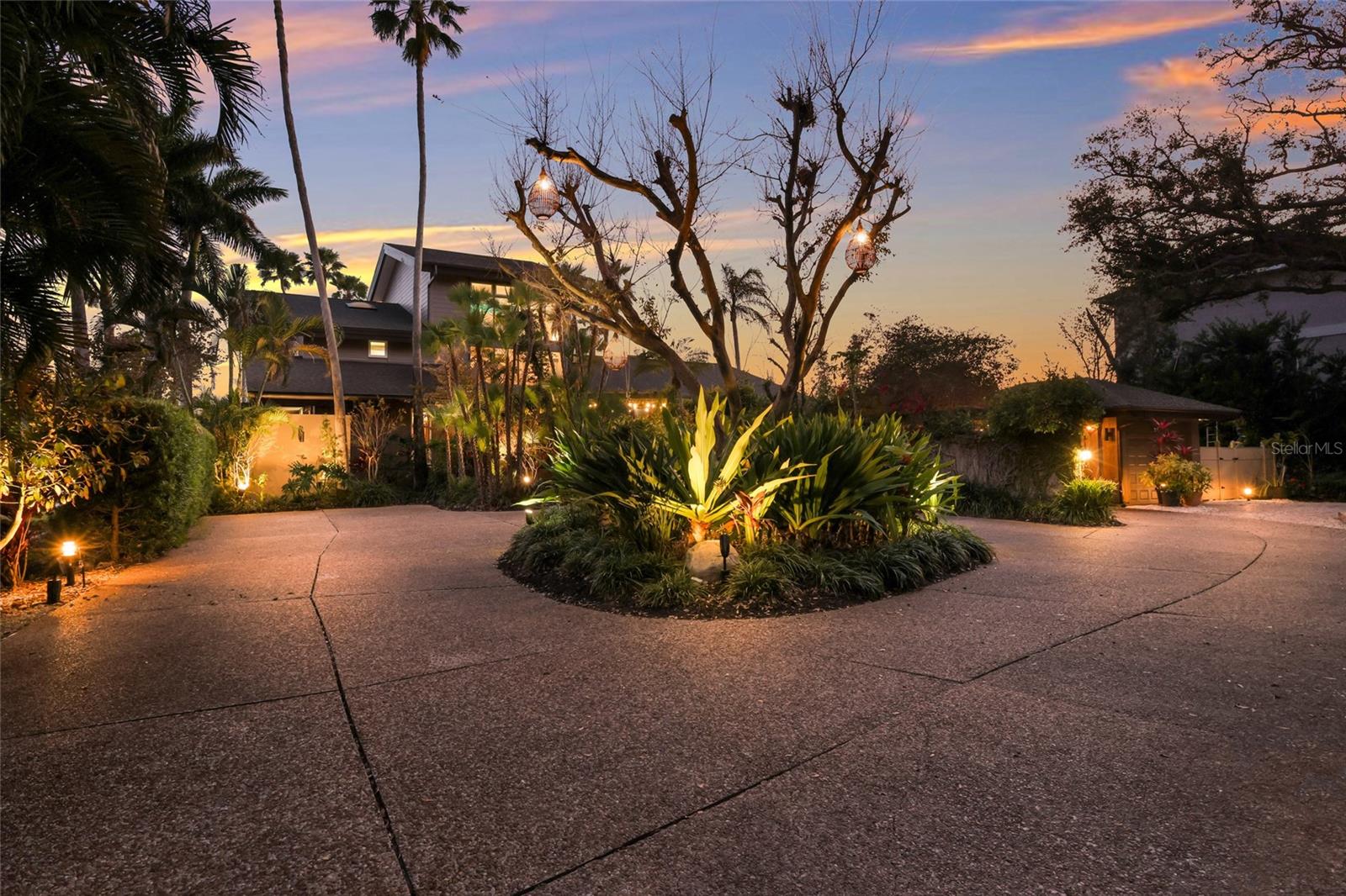 Image 2 of 100 For 608 87th Street Court Nw