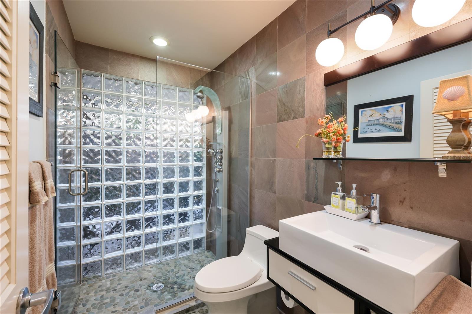 Image 40 of 100 For 608 87th Street Court Nw