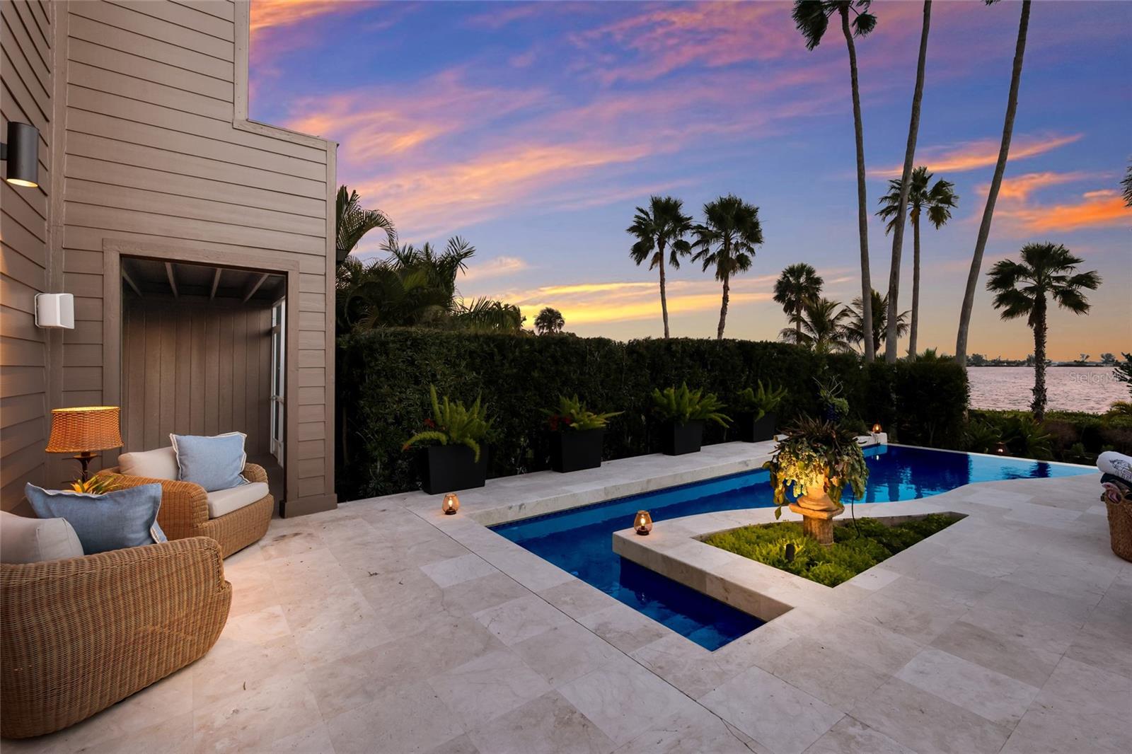 Image 69 of 100 For 608 87th Street Court Nw