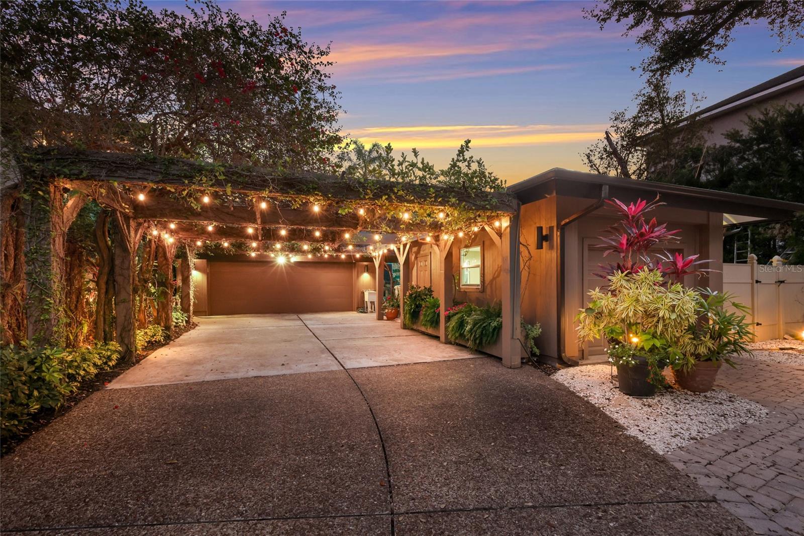 Image 94 of 100 For 608 87th Street Court Nw