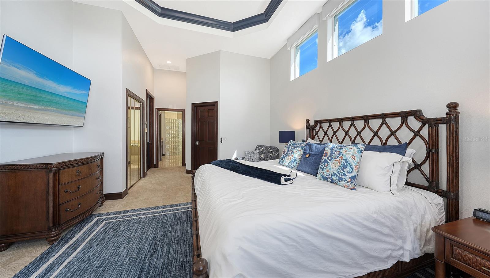 Image 27 of 58 For 3511 Fair Oaks Court