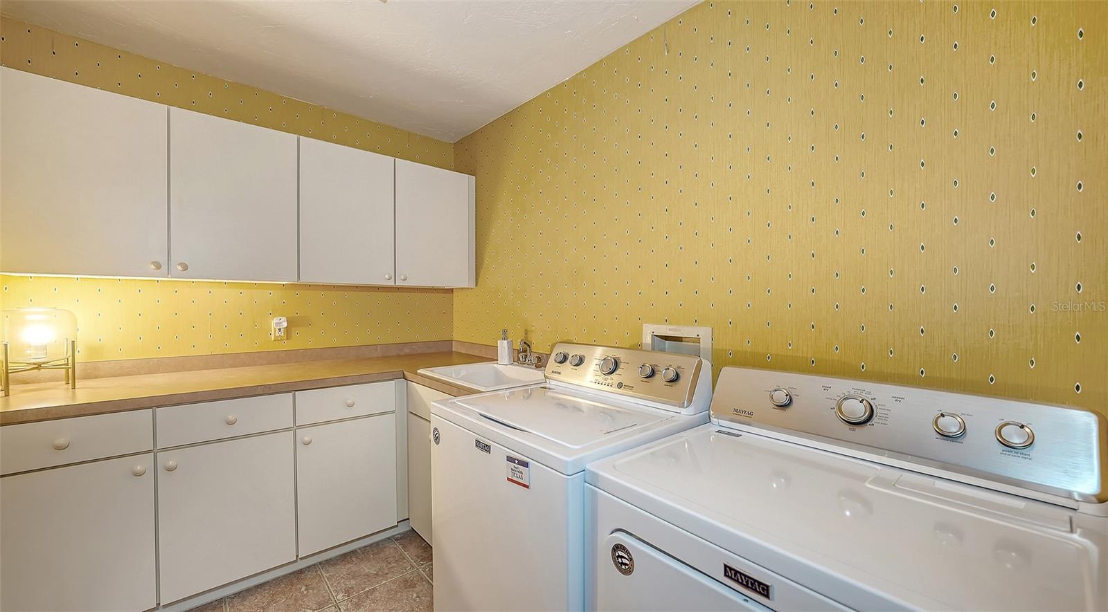 Image 36 of 58 For 3511 Fair Oaks Court