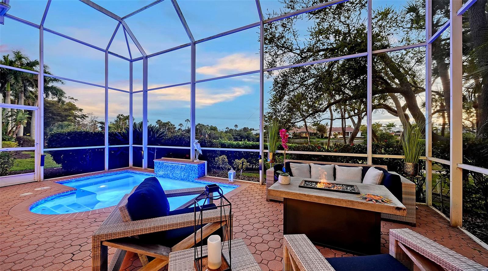 Image 39 of 58 For 3511 Fair Oaks Court