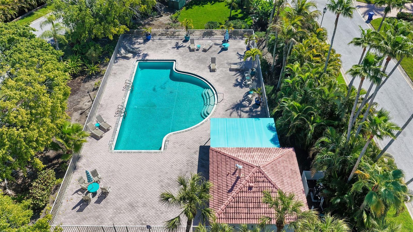 Image 53 of 58 For 3511 Fair Oaks Court