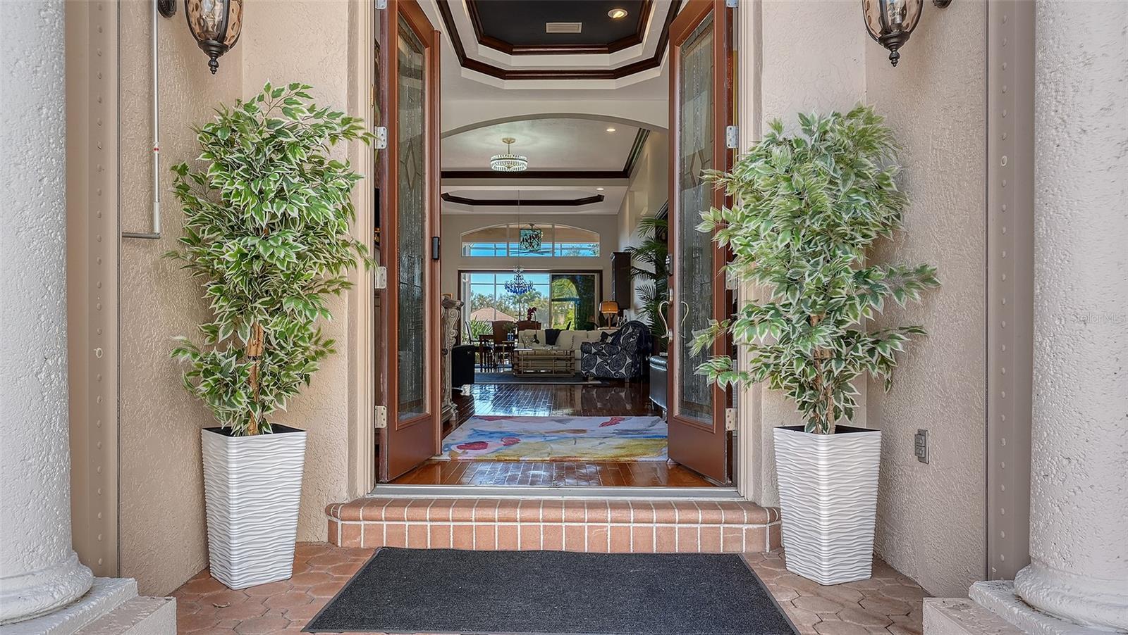 Image 6 of 58 For 3511 Fair Oaks Court