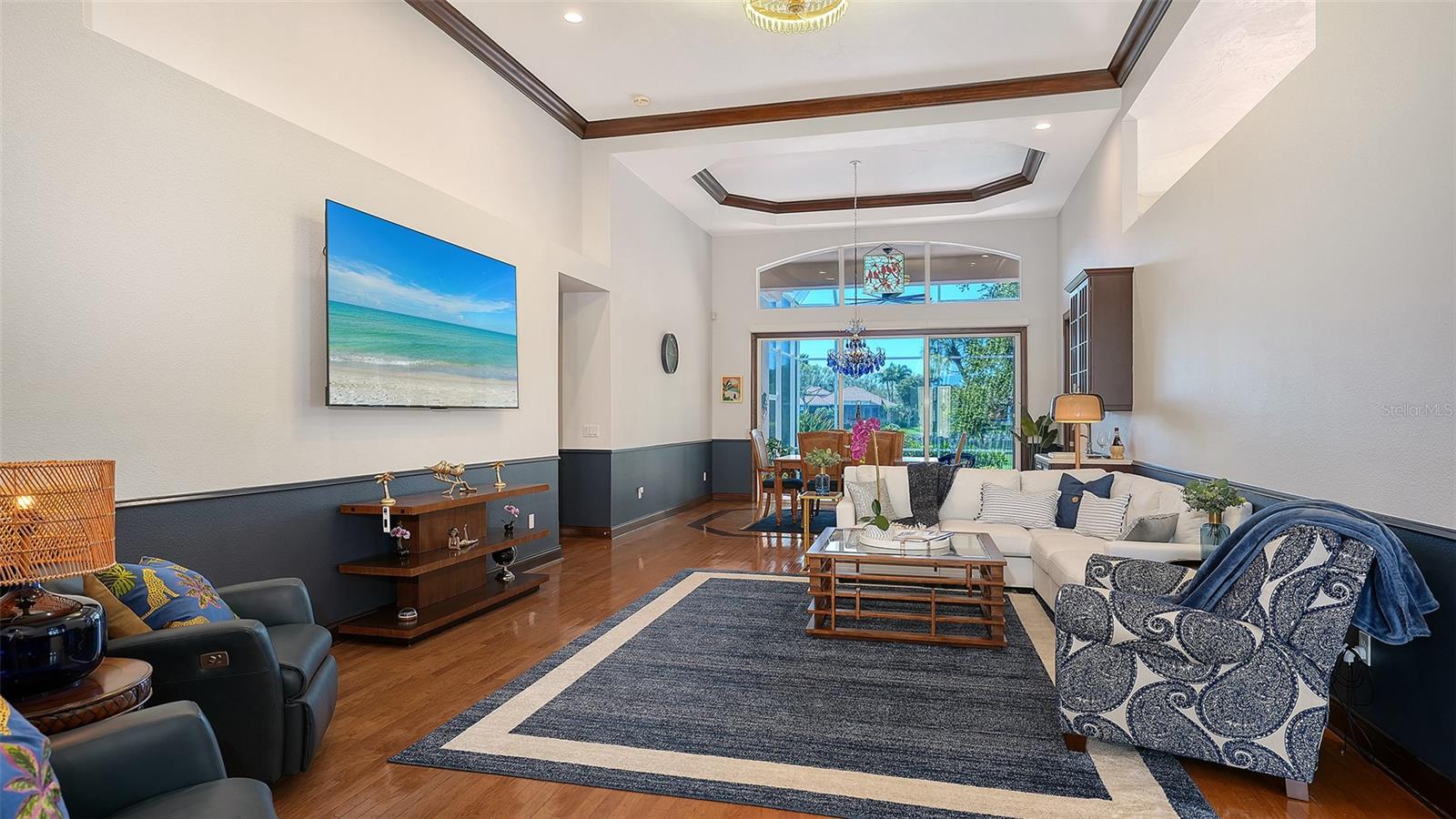 Image 8 of 58 For 3511 Fair Oaks Court