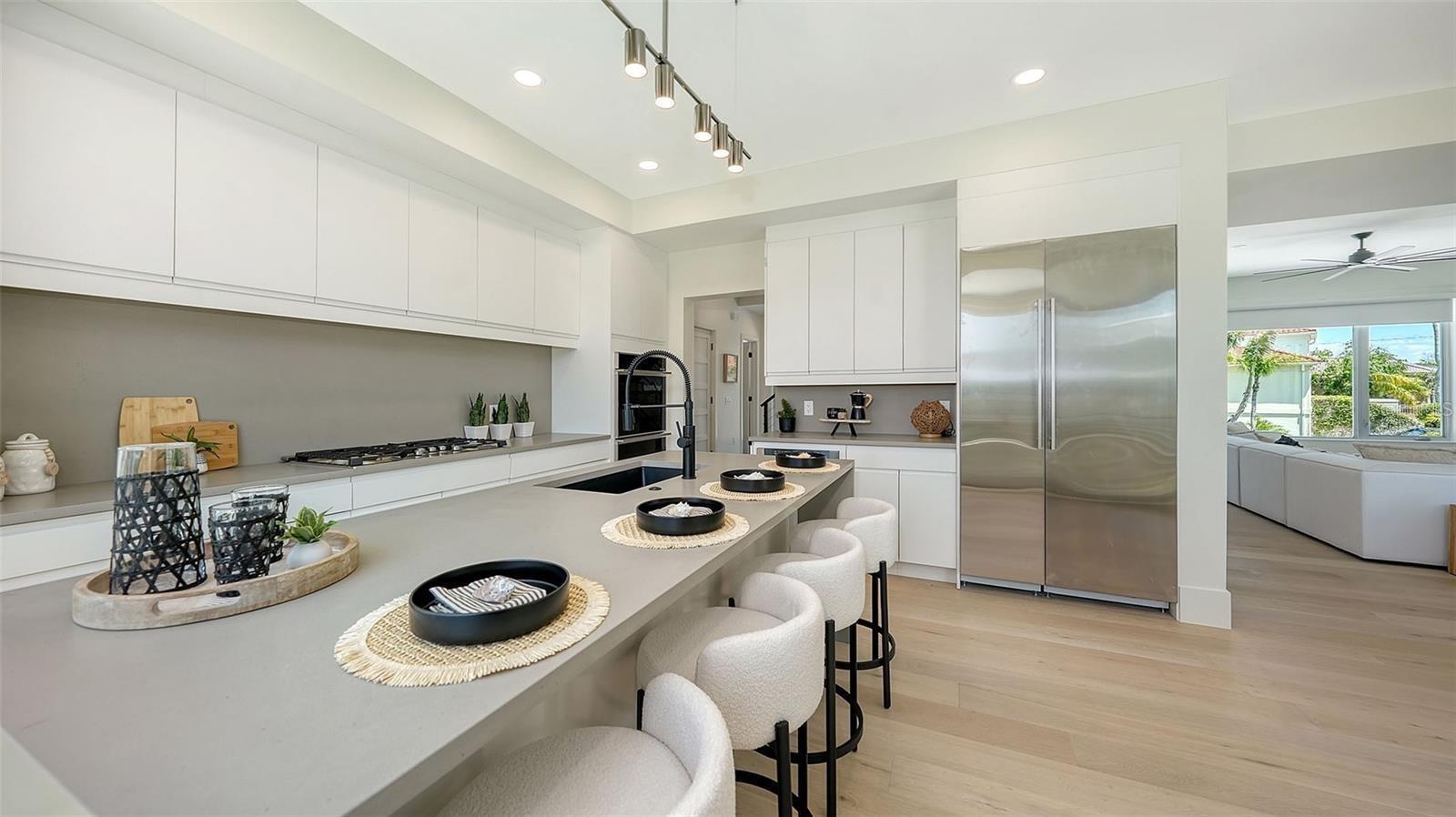 Image 26 of 90 For 8800 Midnight Pass Road