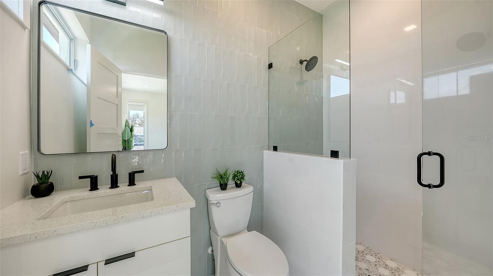 Image 54 of 90 For 8800 Midnight Pass Road