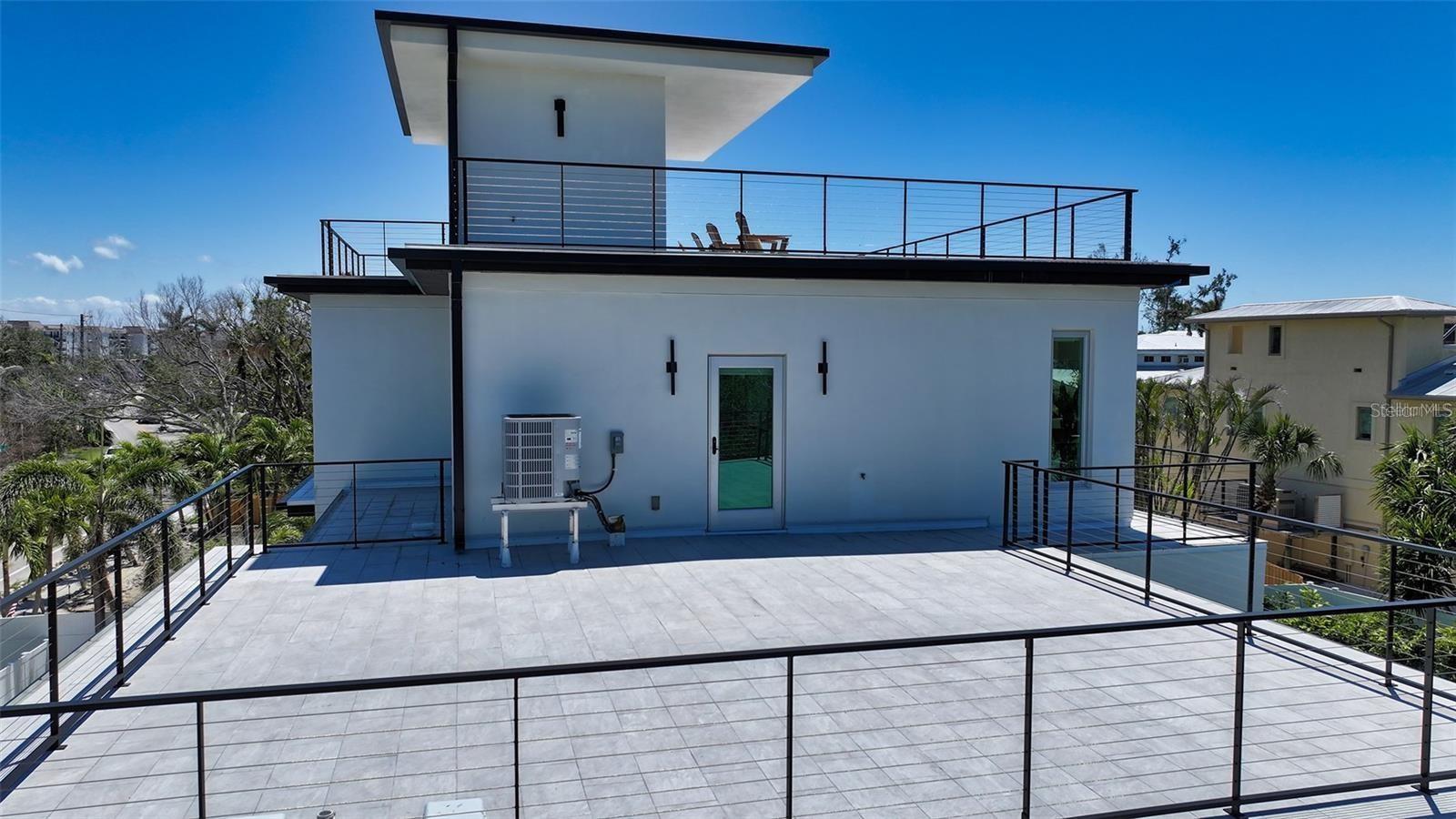 Image 60 of 90 For 8800 Midnight Pass Road