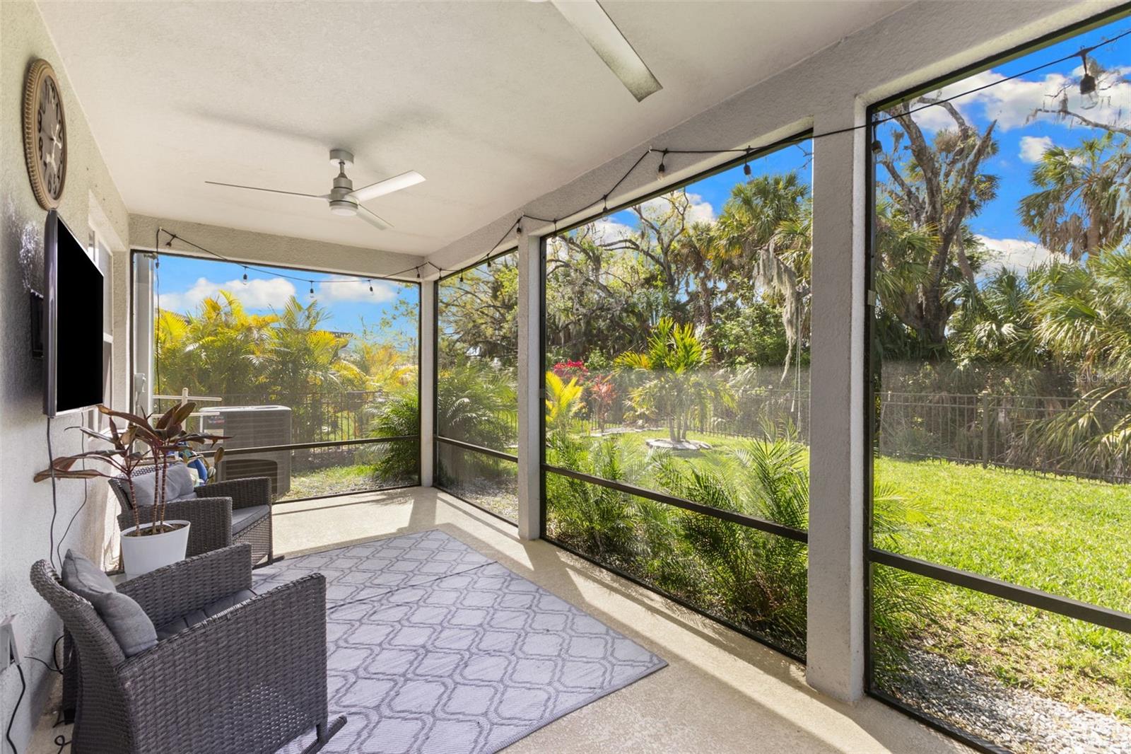 Image 27 of 37 For 8523 Rain Lily Crossing