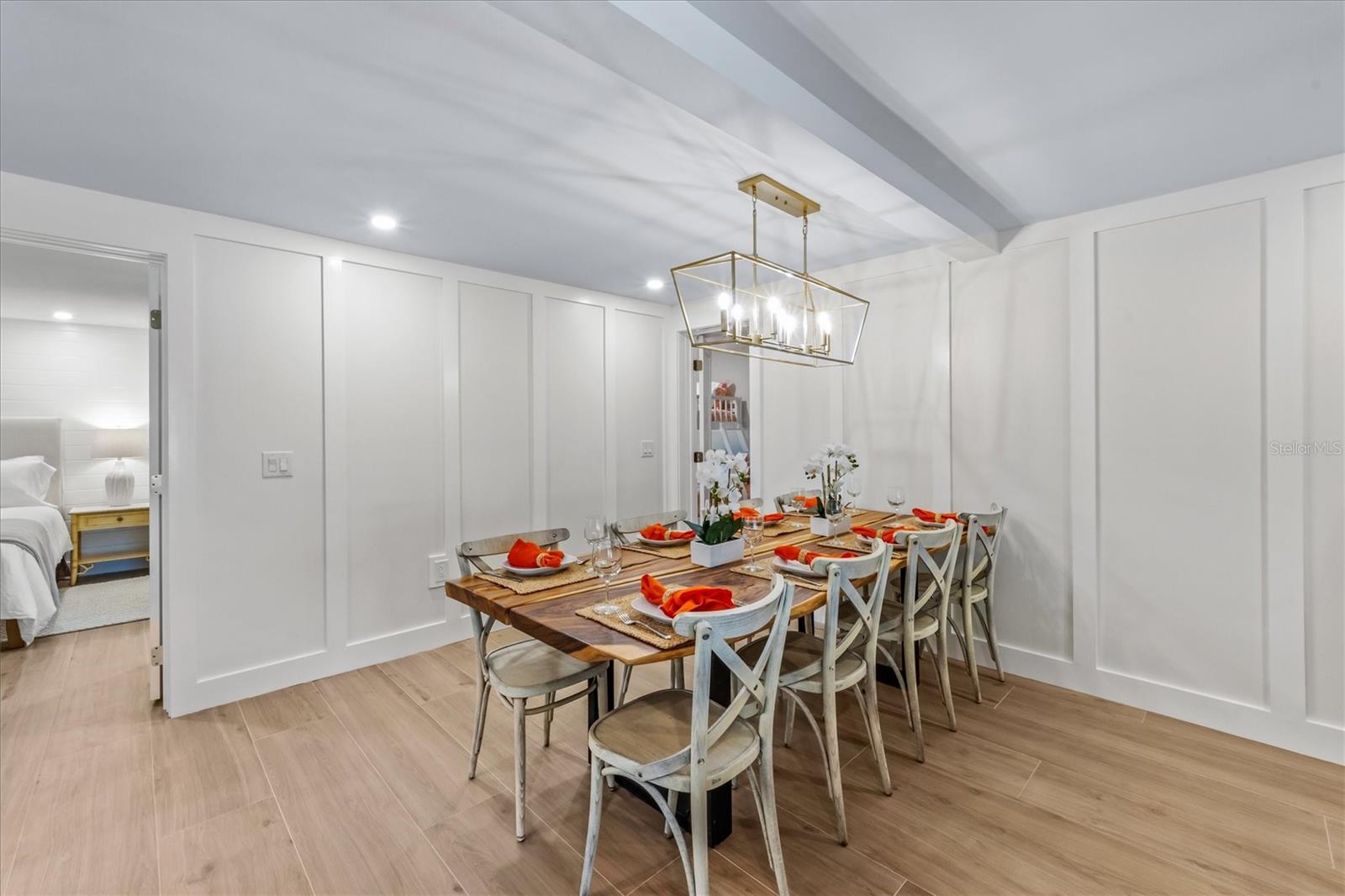 Image 11 of 51 For 112 Cedar Avenue