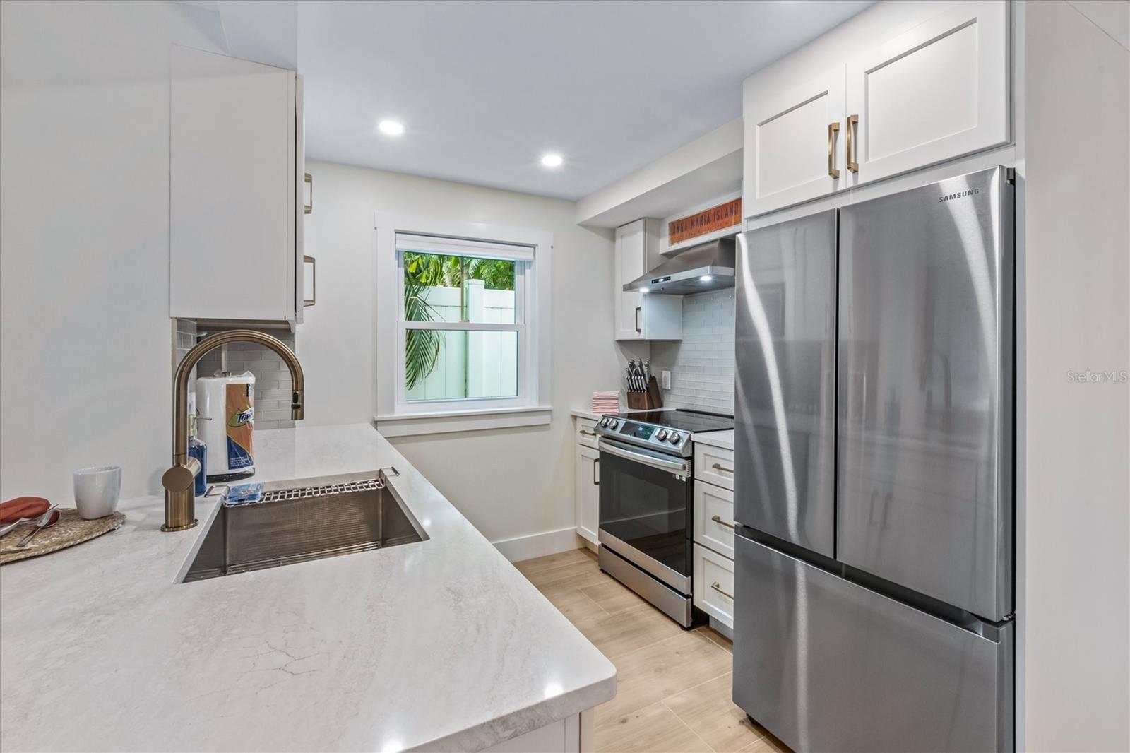 Image 14 of 51 For 112 Cedar Avenue