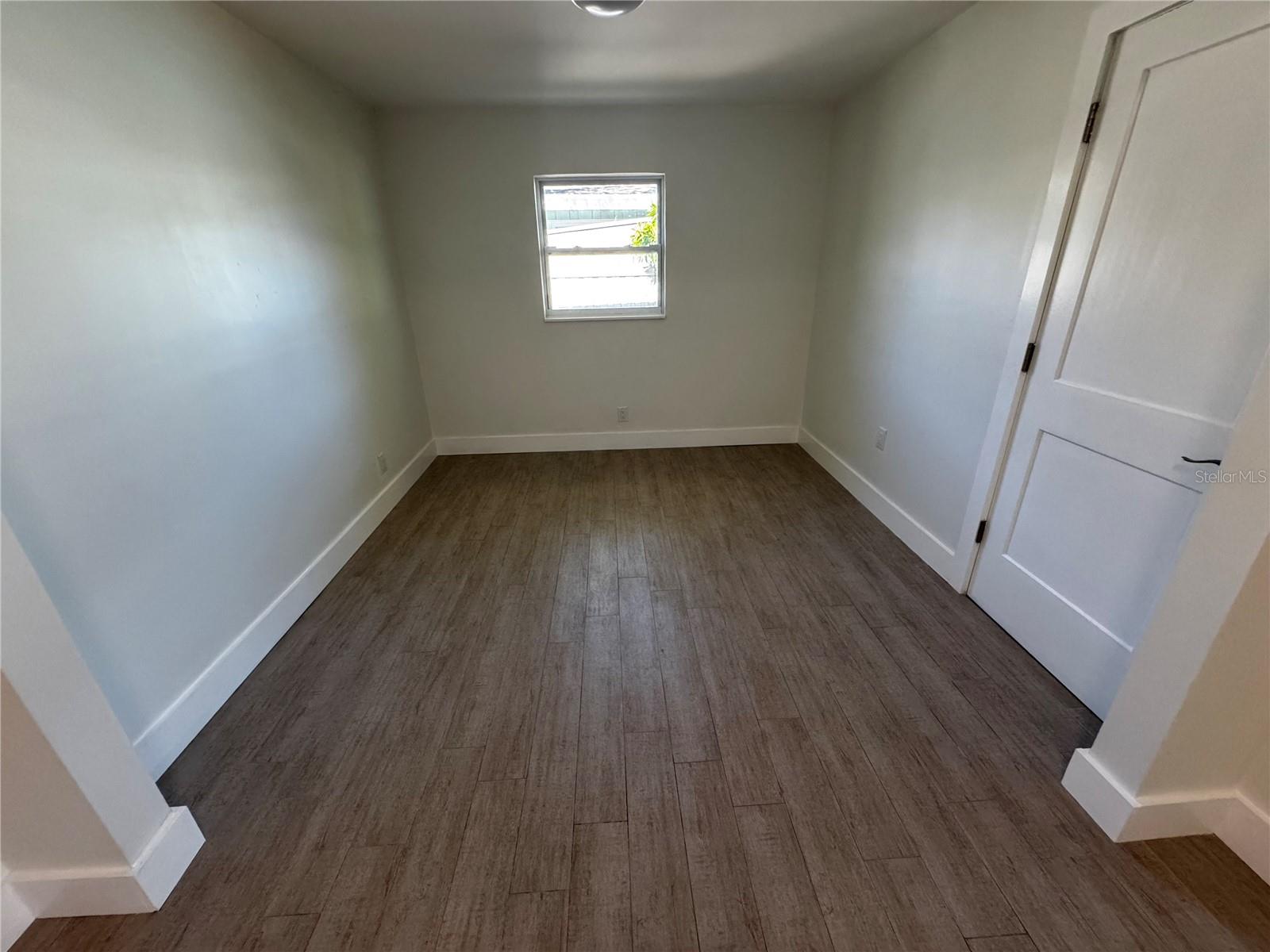 Image 12 of 22 For 3182 Hatton Street