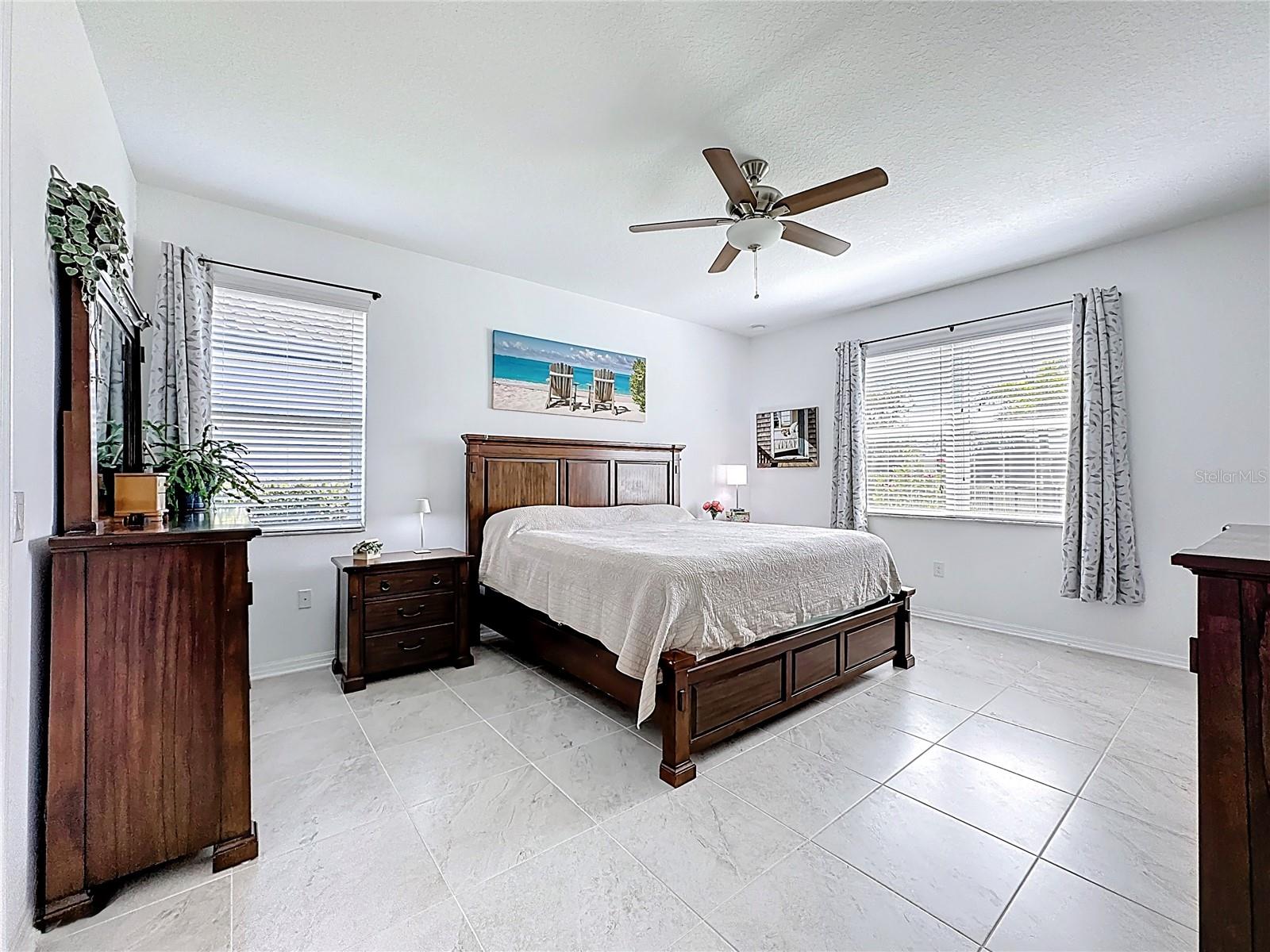 Image 26 of 56 For 11437 Montserrat Drive