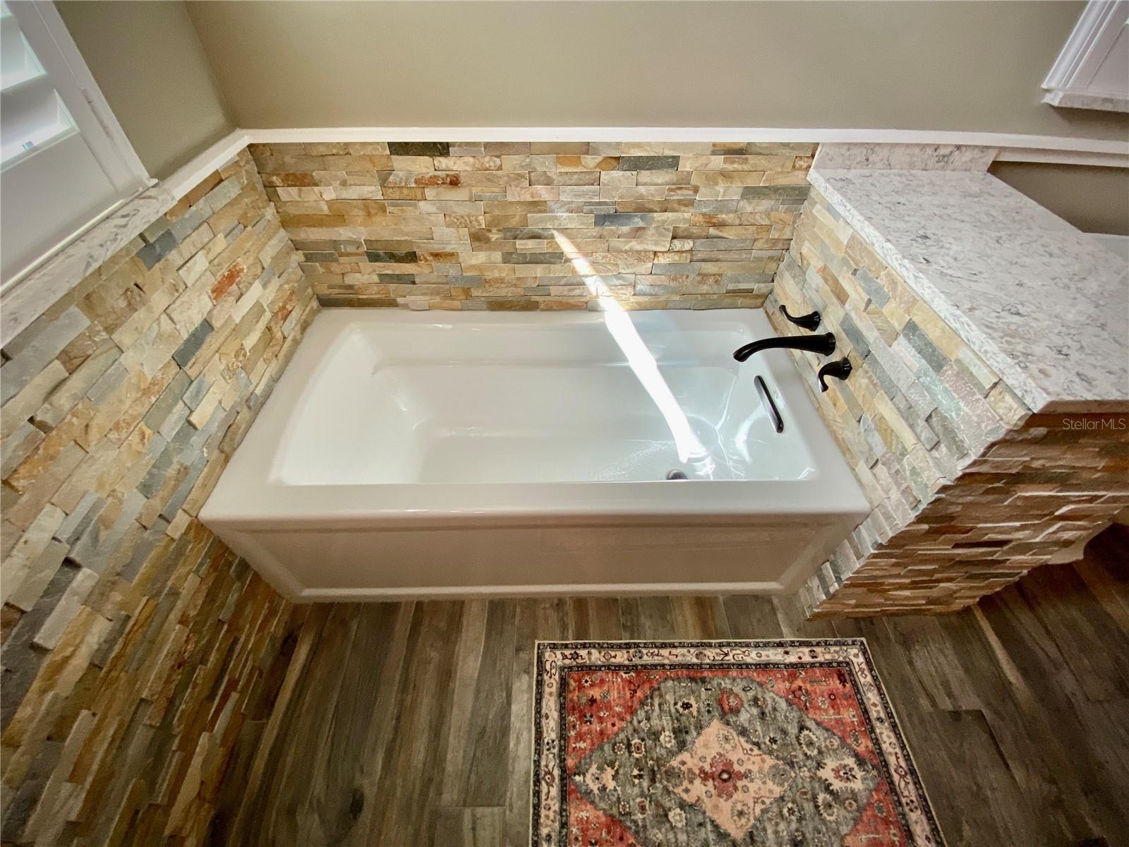 Image 24 of 62 For 1520 91st Court Nw