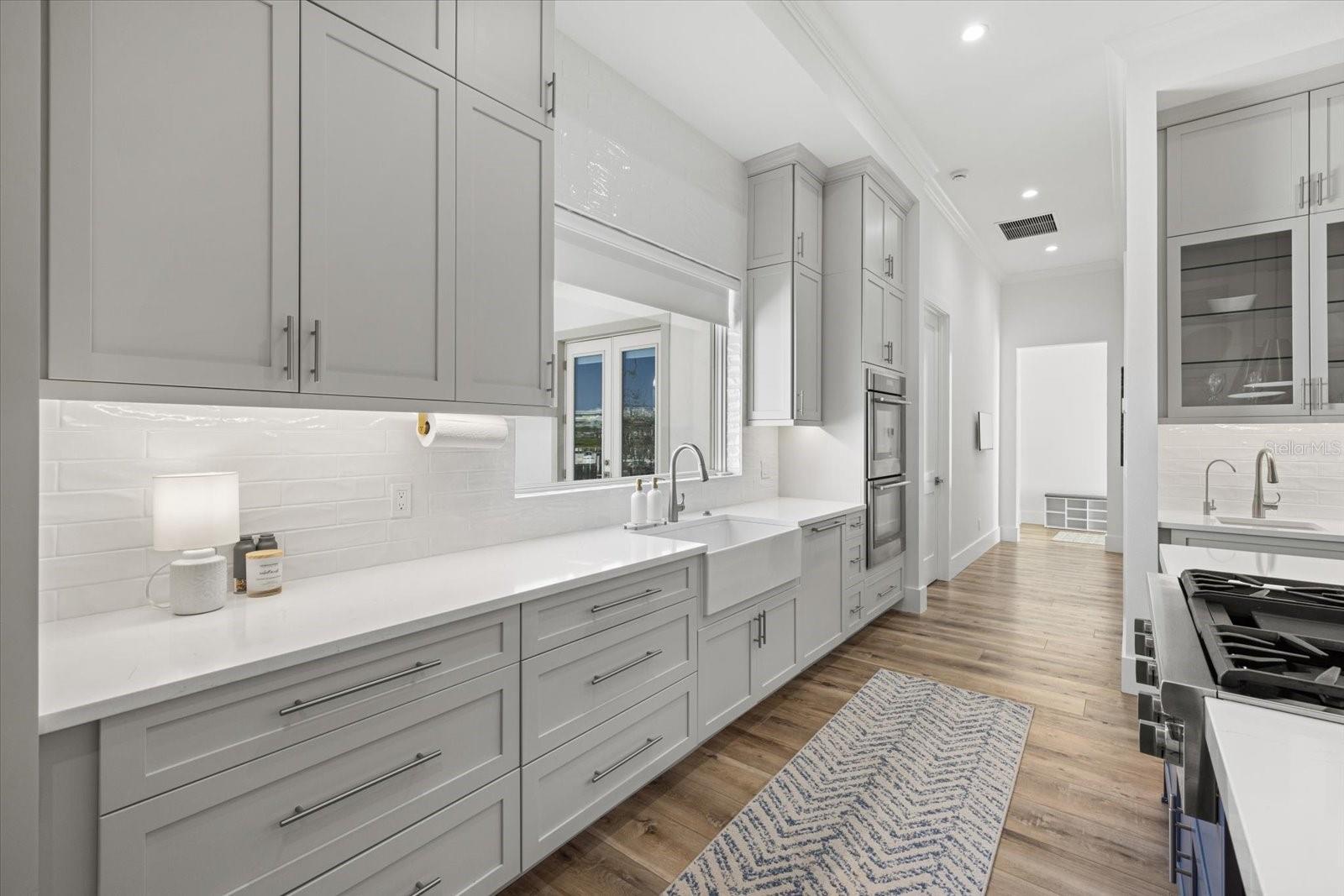 Listing photo id 12 for 1831 Rio Vista Terrace