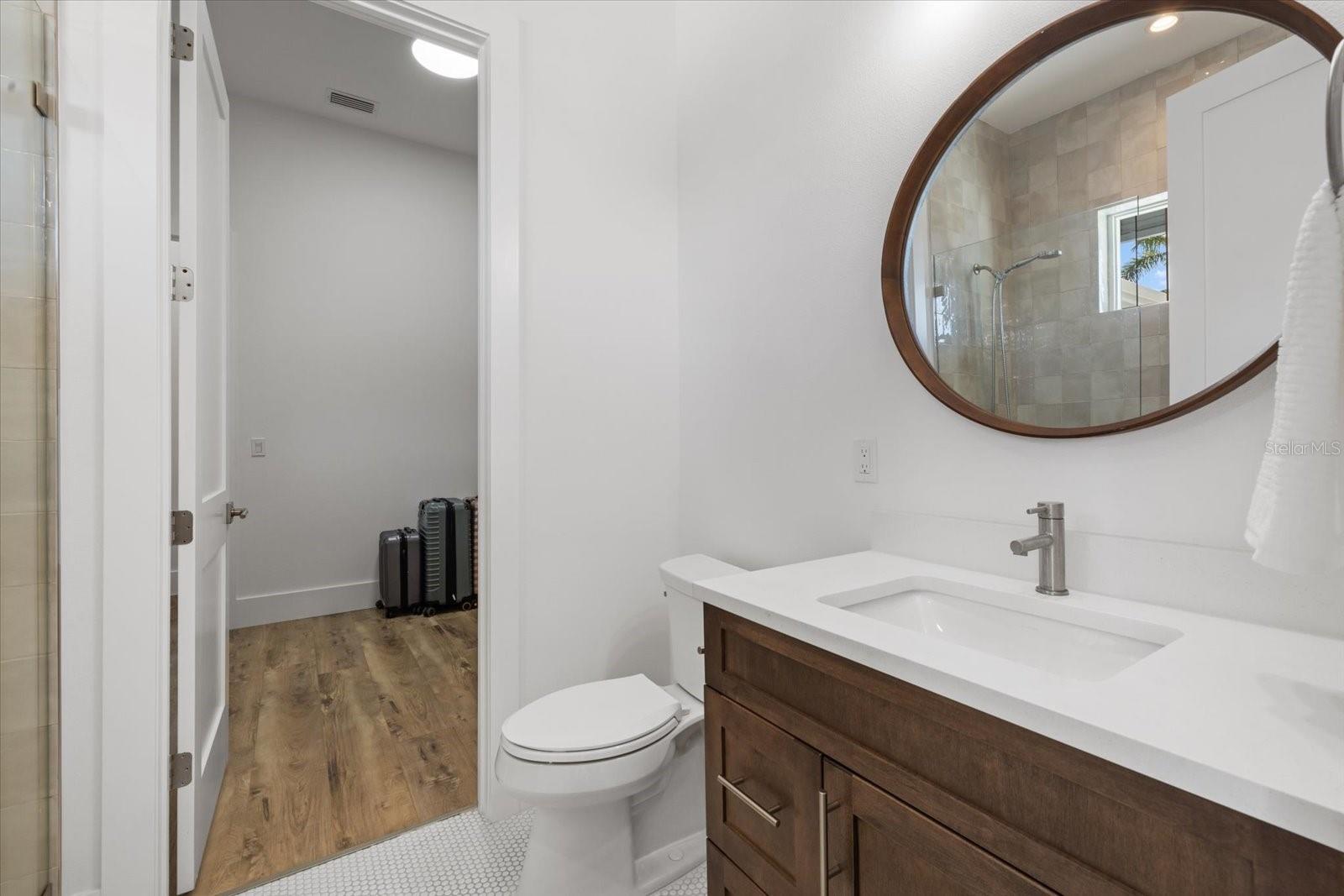 Listing photo id 38 for 1831 Rio Vista Terrace