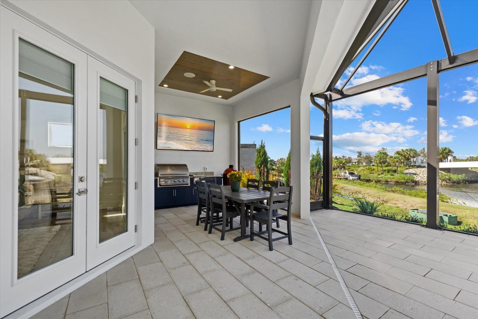 Listing photo id 49 for 1831 Rio Vista Terrace