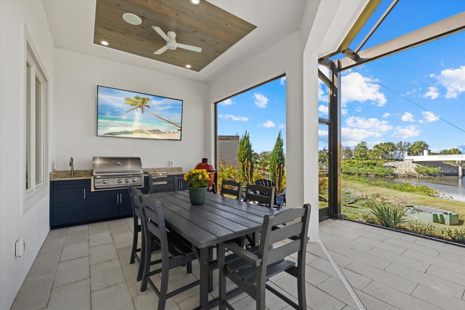 Listing photo id 50 for 1831 Rio Vista Terrace