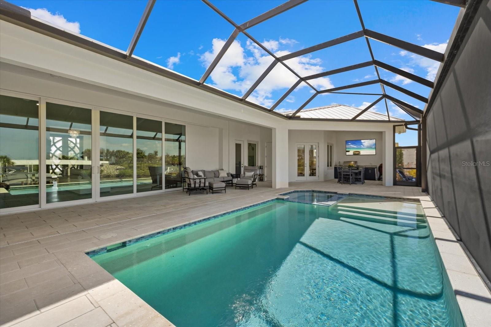 Listing photo id 53 for 1831 Rio Vista Terrace