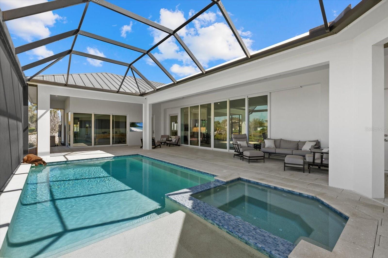 Listing photo id 54 for 1831 Rio Vista Terrace