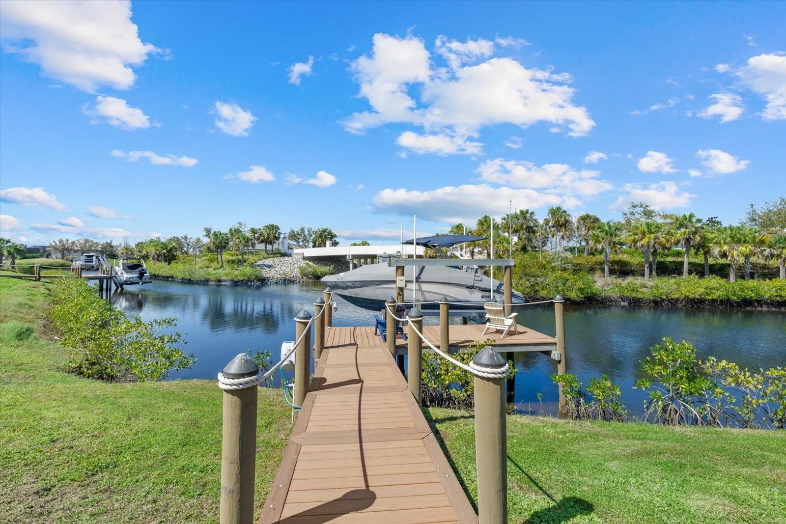 Listing photo id 56 for 1831 Rio Vista Terrace